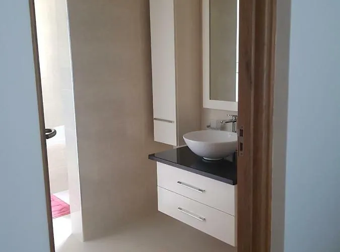 Maison Cattleya Selfcatering Apartment *